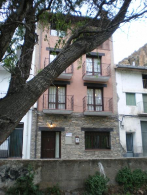 Casa de la abuela María, Libros